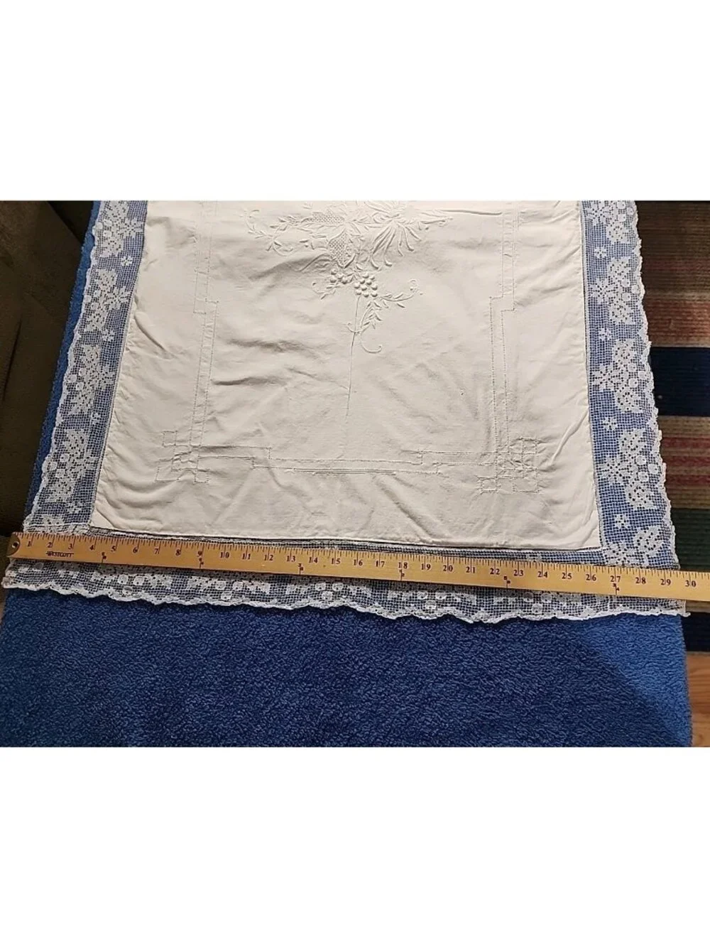 2 Lace Trimmed Embroidered Embellished White Cotton Victorian Pillow Shams Large